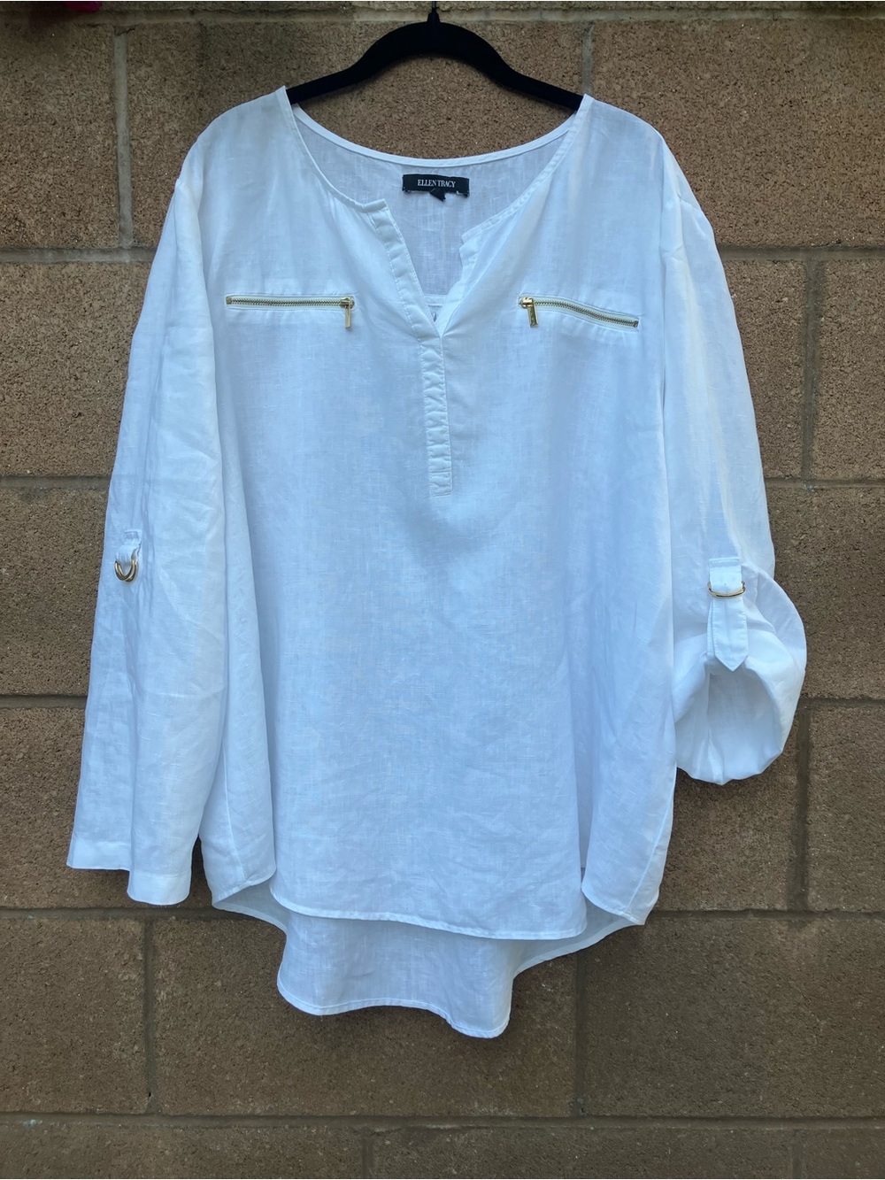 Ellen Tracy White Linen Top with Gold Accents and Roll Up Sleeves